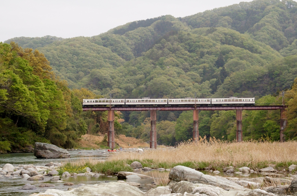 秩父鉄道に西武鉄道の車両が乗入れ！