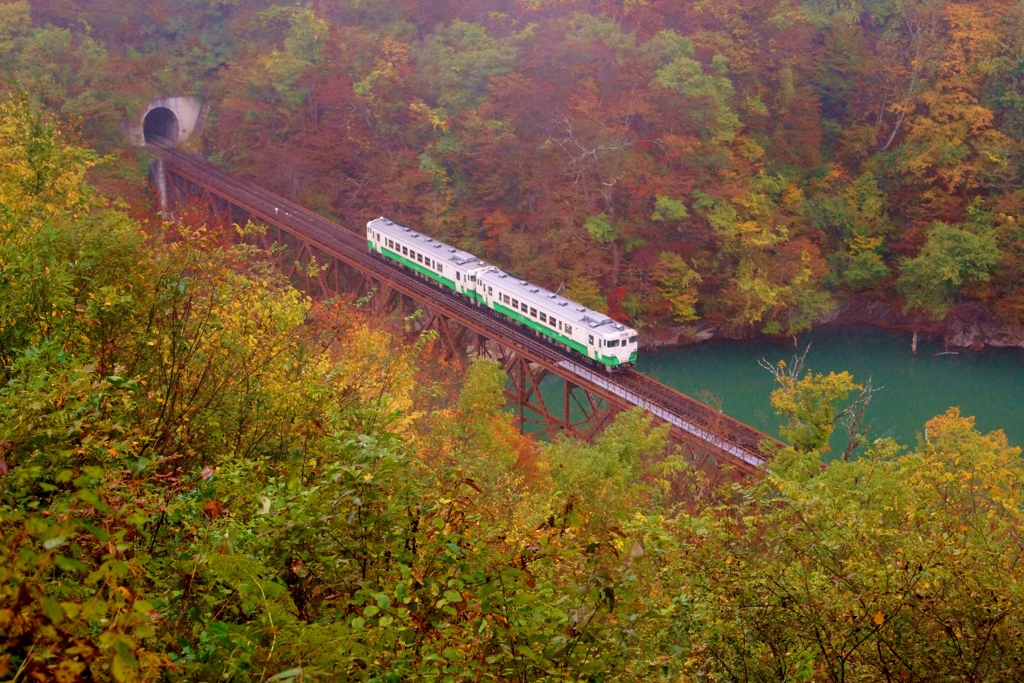 只見線紅葉今年は⁇