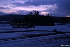 夕暮れを走る只見線！