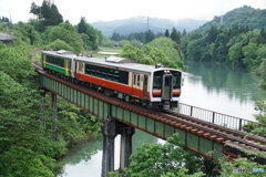 ド定番　大倉沢橋梁を往くキハ！