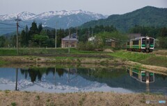 只見線名物「水田水鏡」！