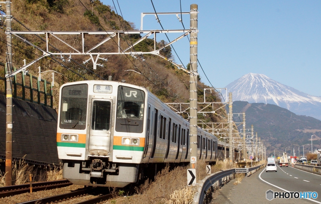 211系電車と富士山！