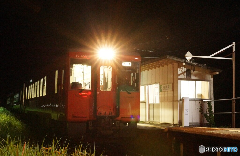 只見線　田舎駅の夜！