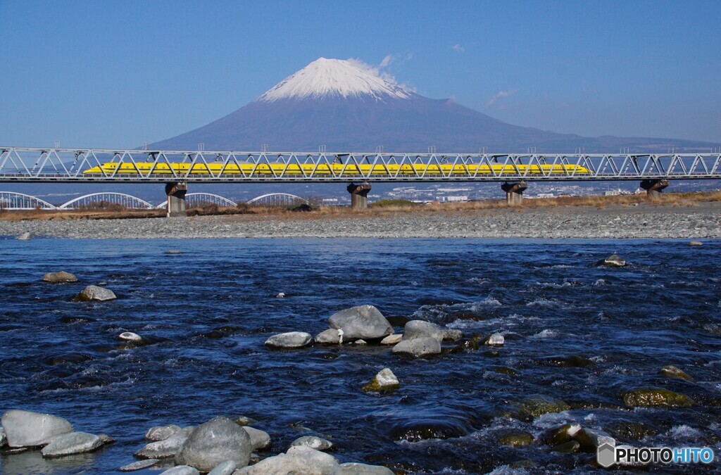 ドクターイエローと富士山！