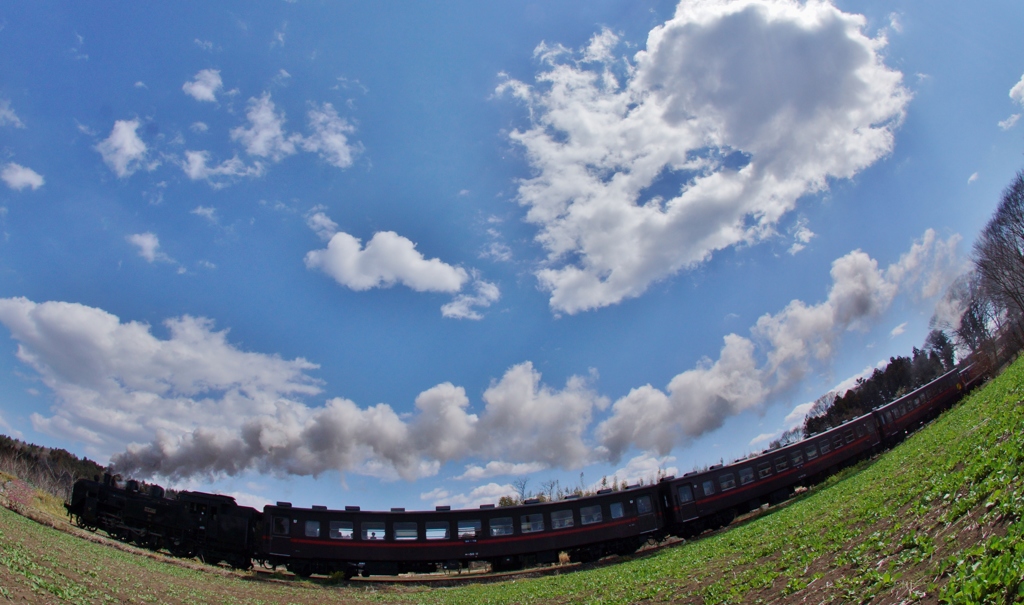 おとぎ風景（真岡鉄道の多田羅）