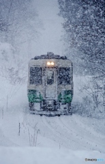 魚沼豪雪地区を走るキハ！