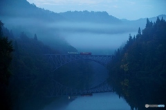 山霧がかかる只見線第１橋梁船着き場！