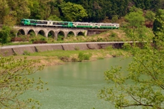突然のウエディング列車！