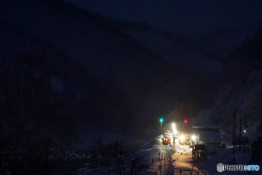 早朝の只見線　大白川駅！①～④の中の③