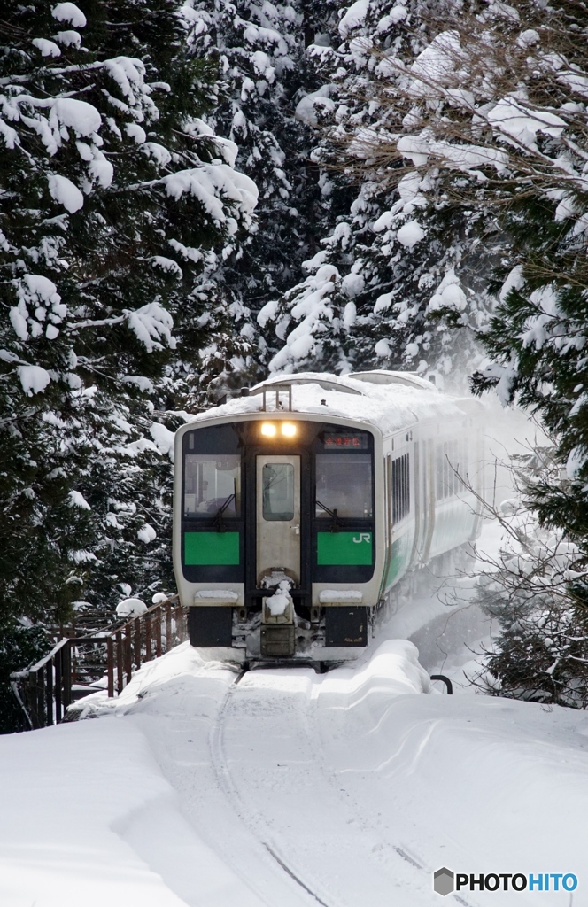 豪雪地帯を走る只見線！