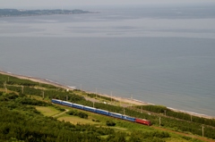 日本海を横目に