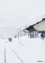 入広瀬駅を後にする下り列車！