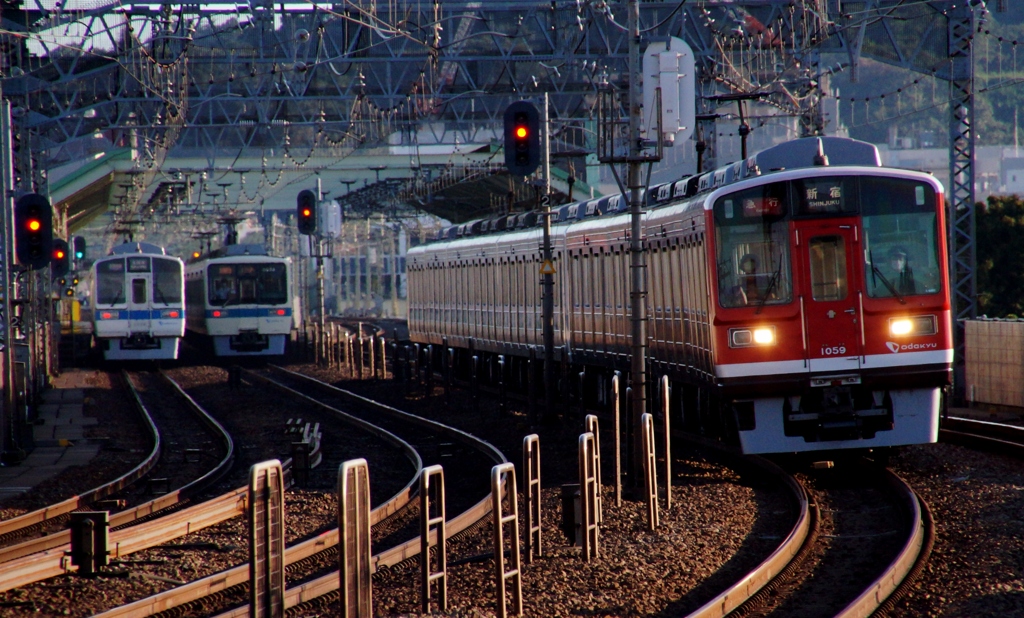 小田急レア編成赤い電車！