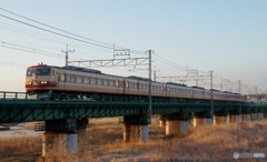 中央線を走る臨時特急「踊り子」号！