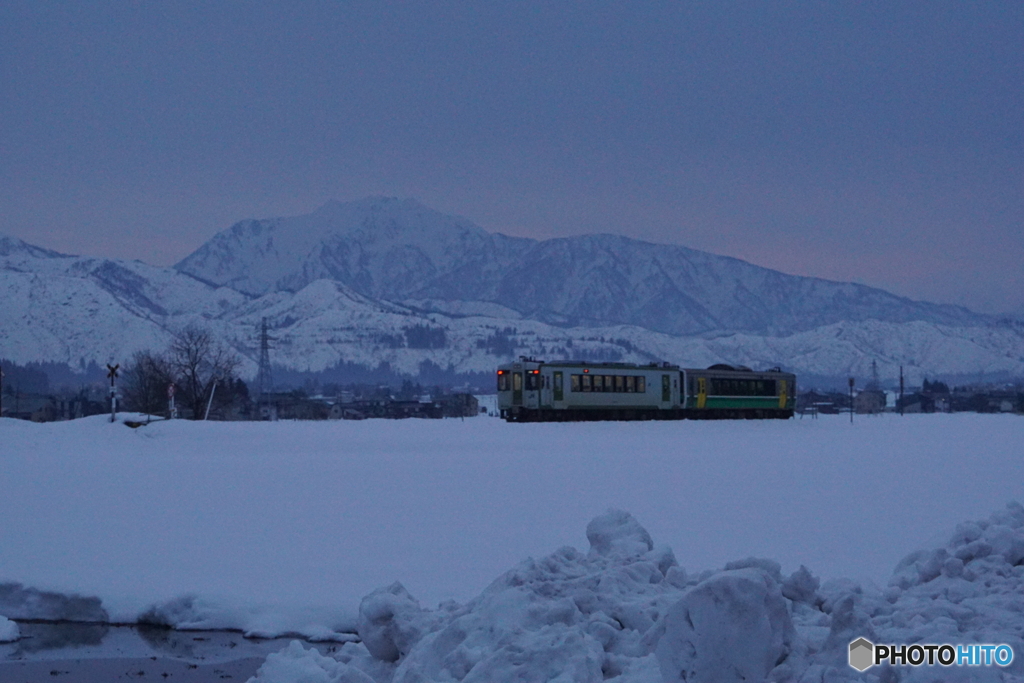 雪原を走るキハ！