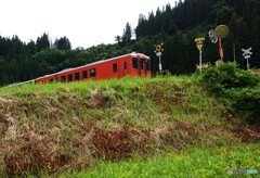 山深い中の第４種踏切！