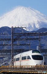 富士山と小田急ロマンスカーVSE！