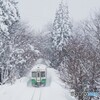 モノトーンカラーに吸い込まれるキハ110！