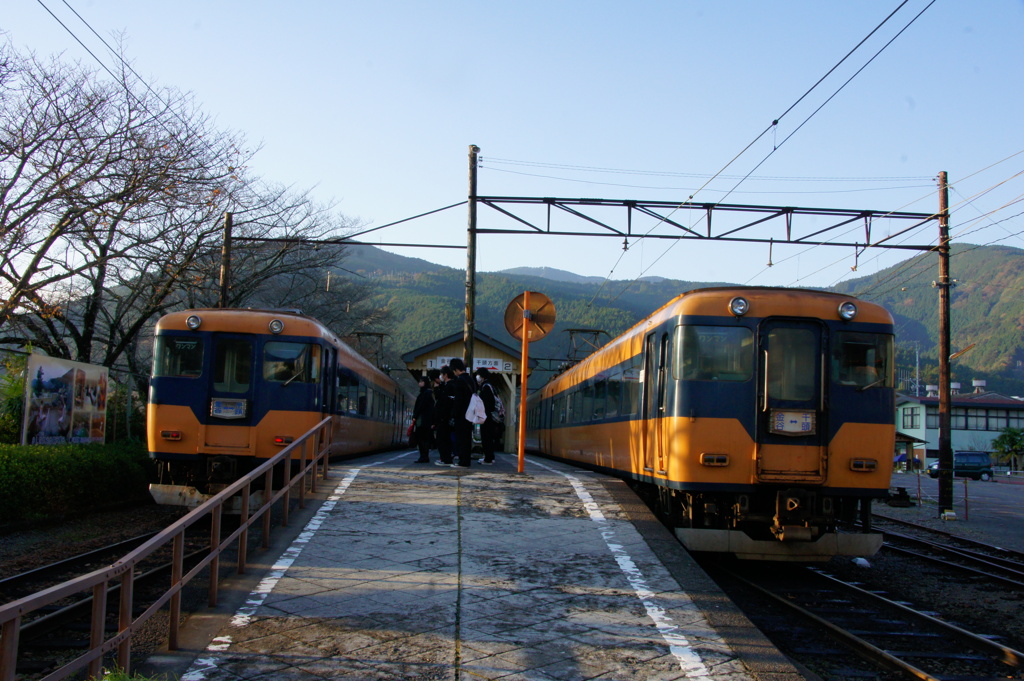 大井川鉄道　家山駅の朝！