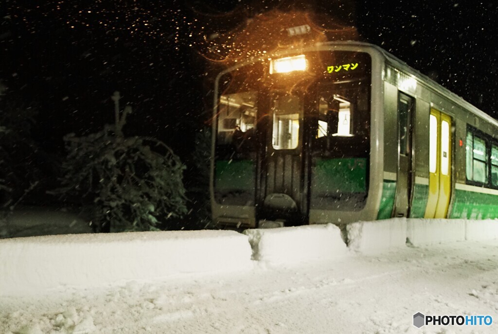 薮神駅　上り始発列車！