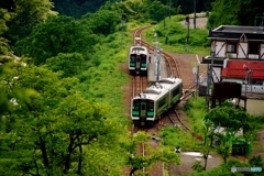 只見線　大白川駅での列車交換風景！