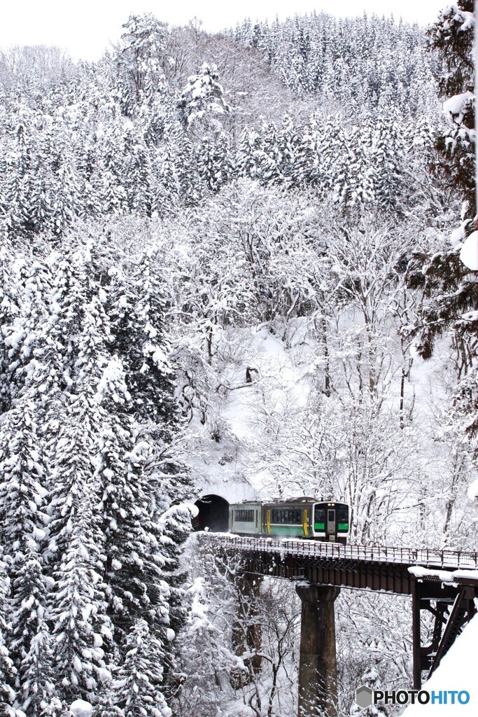 白銀の世界を走る只見線！