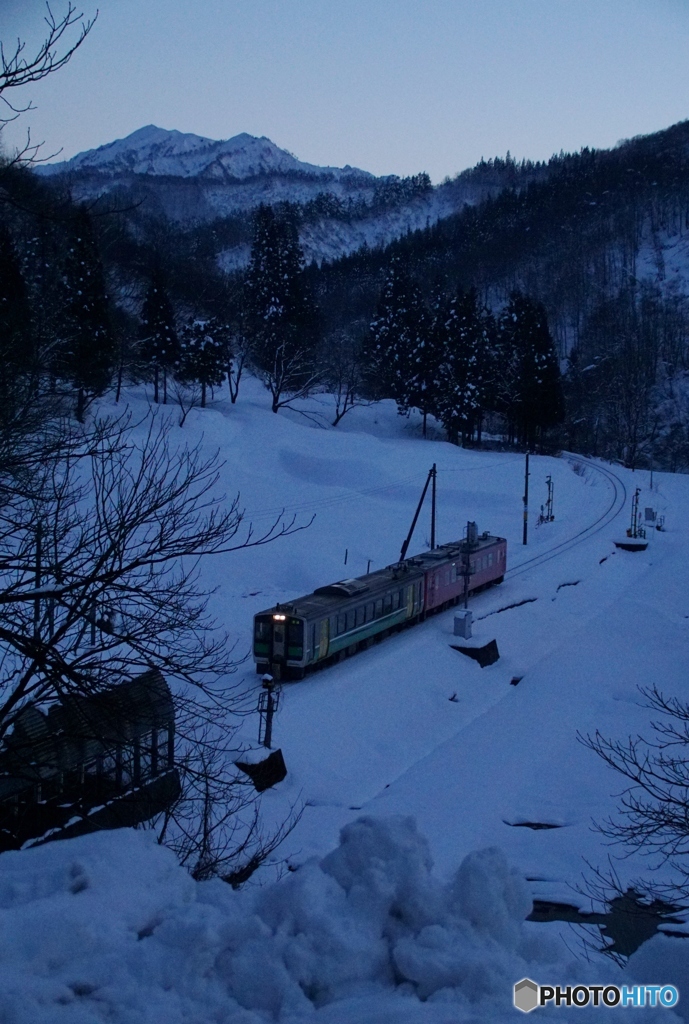 只見線　夕暮れの大白川！