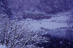 メガネ橋の雪景色