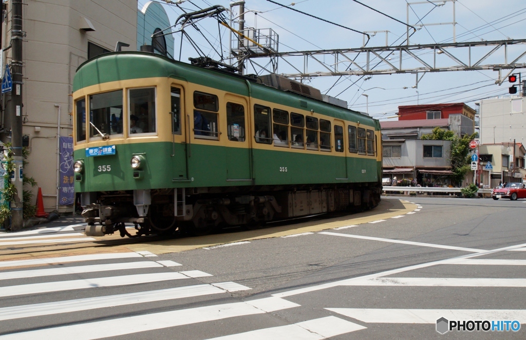 江ノ電の人気車両　最古参の300型！