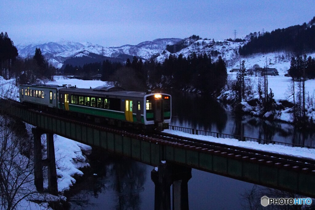魚沼側只見線の夜明け！