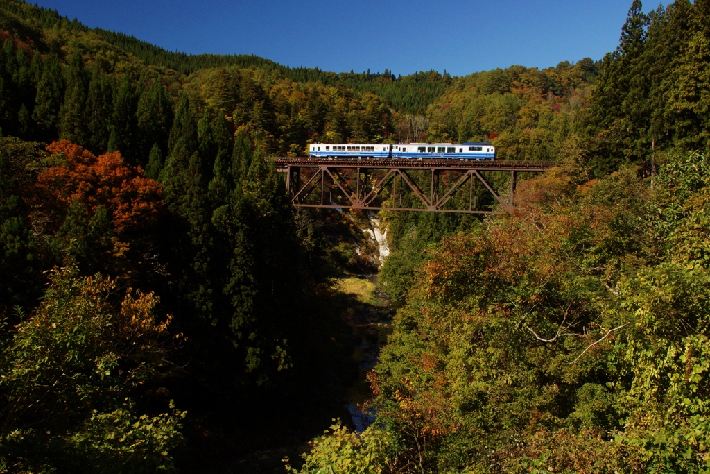 滝谷の渓谷を往く！①