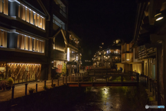 銀山温泉　山間の夜景5