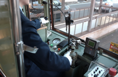 松山の路面電車にて