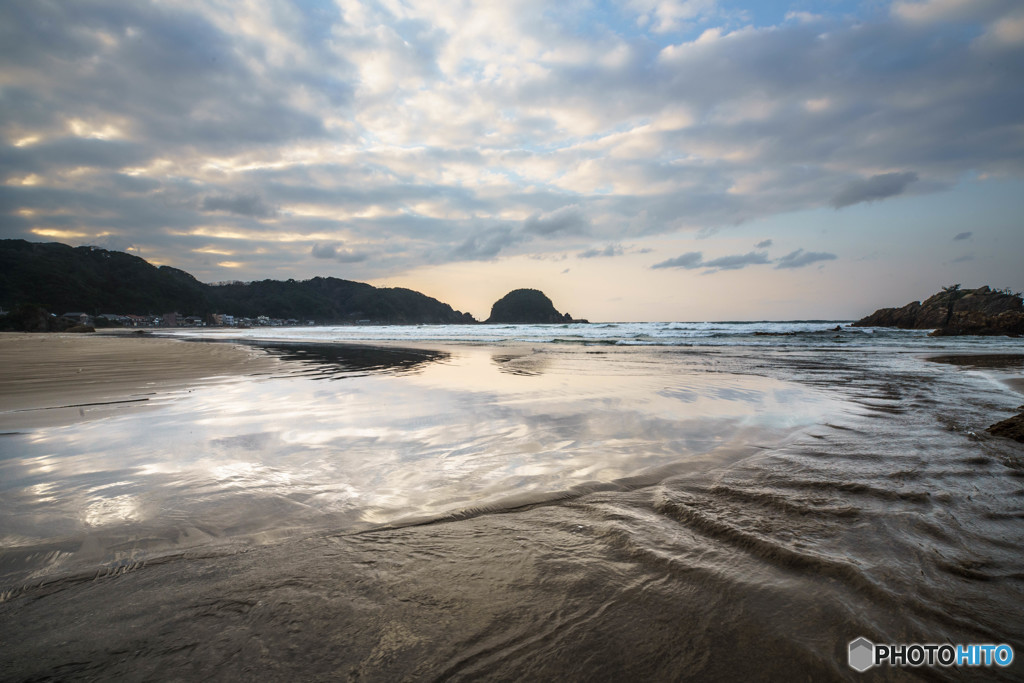 動と静 －海ー