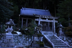 高天彦神社：清涼感を纏う神社