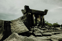 巨石モニュメント