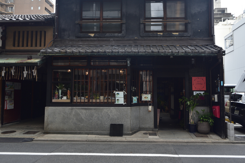 190822b室町通23