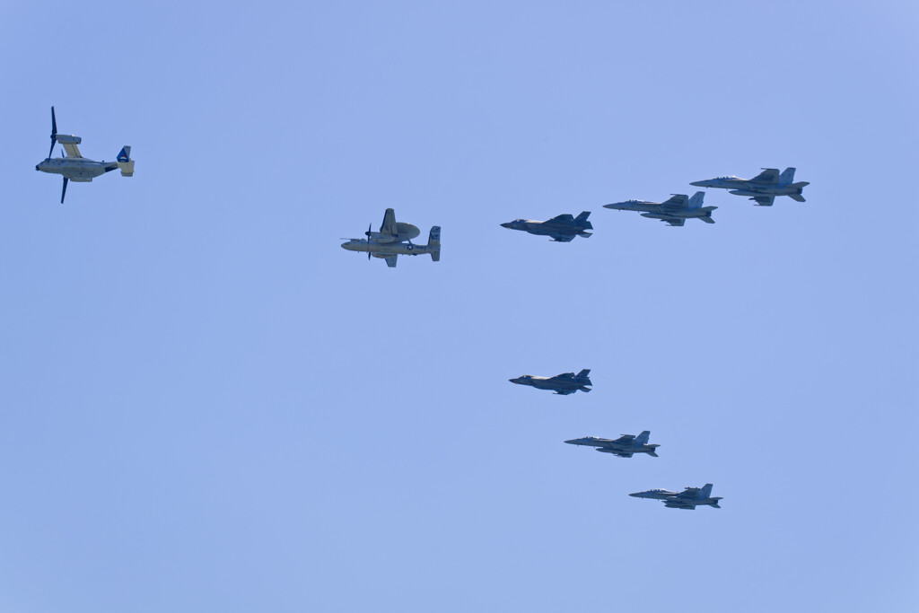 米海軍