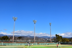 高知県、青空やのに通行止め…