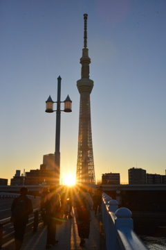 下町の初日の出