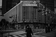 新橋で。