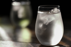 一杯の水