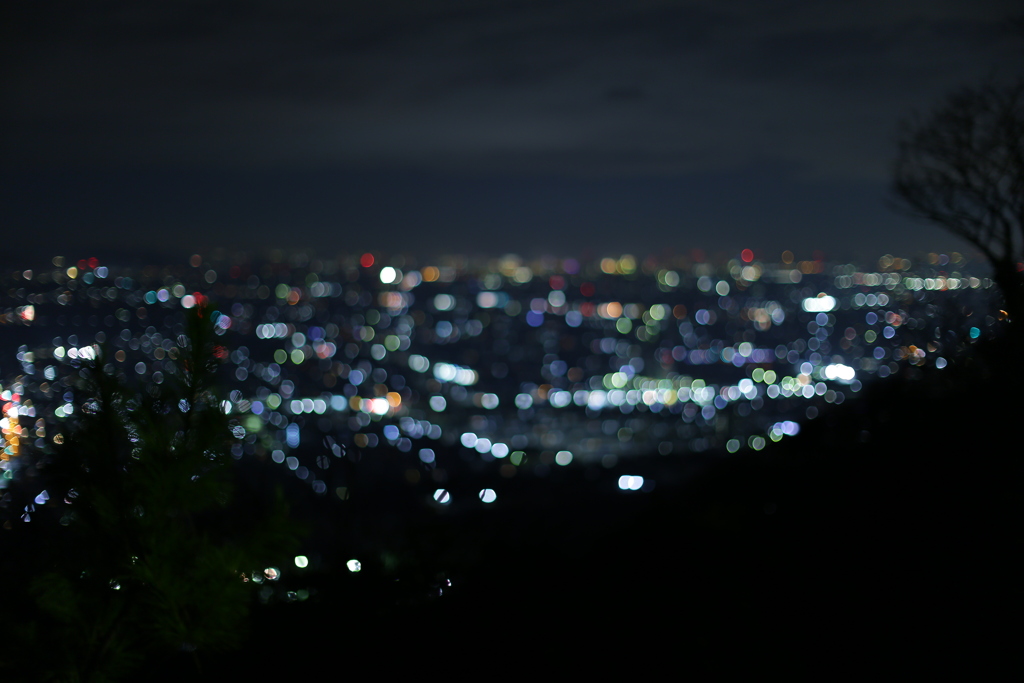 解像の向こうに