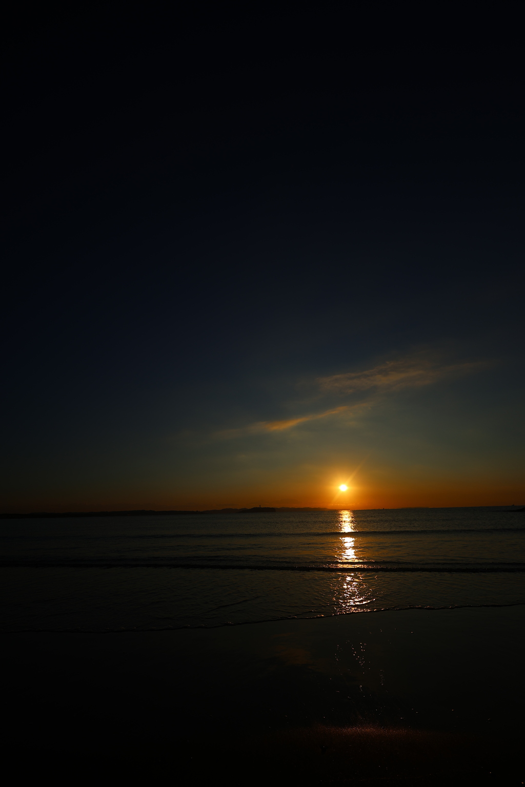 夜を追いやって