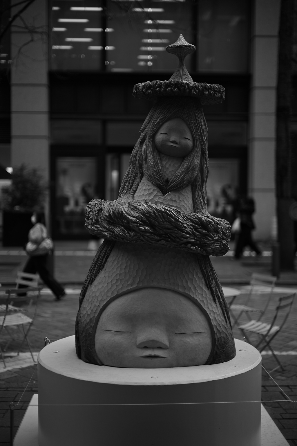 はえて来たかのように