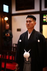 立派なゴリラ、いやモアイ像か。