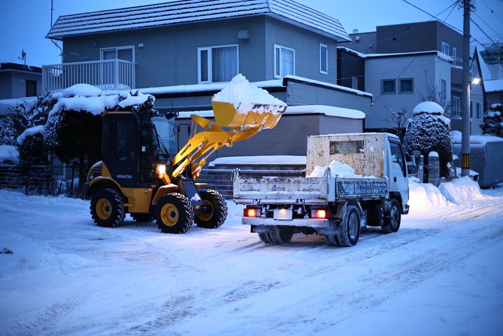 除雪作業のHITO