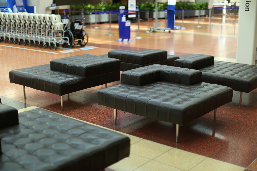 羽田、閑散と。