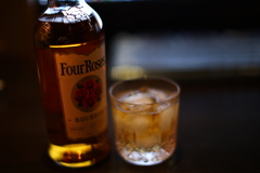 淡い記憶とバラの花