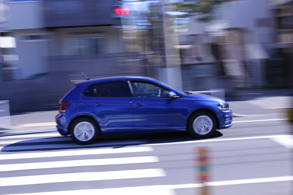 3人！いや後ろにもう一人！